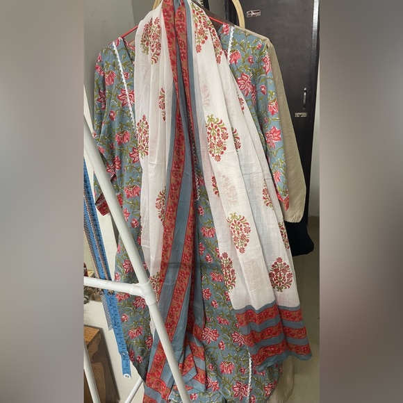 Libas Printed Cotton Straight Kurta with Palazzos & Dupatta | NWOT - Picture 3 of 17